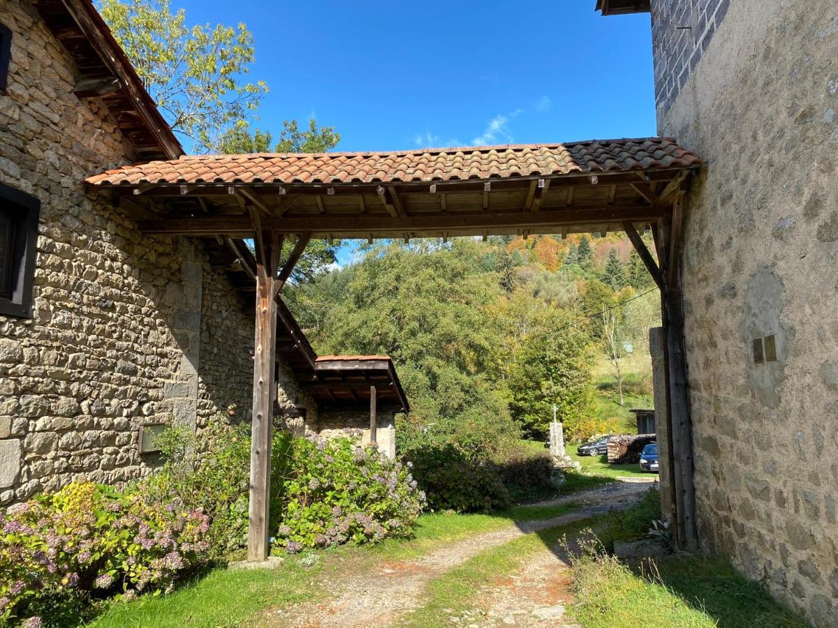 Bed and Breakfast La Vaisse Ambert Esterno foto