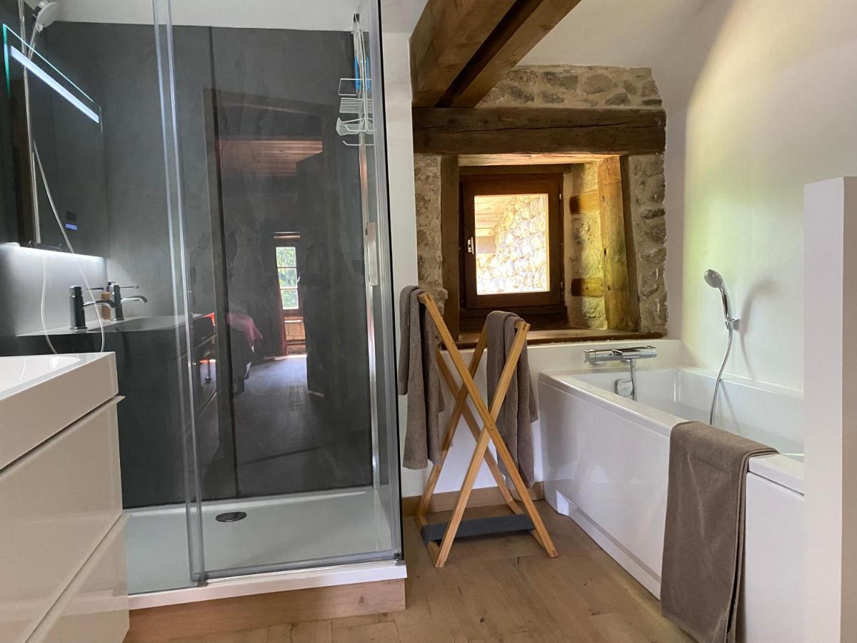 Bed and Breakfast La Vaisse Ambert Esterno foto