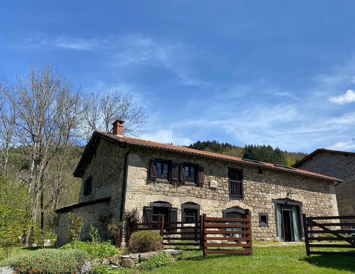 Bed and Breakfast La Vaisse Ambert Esterno foto
